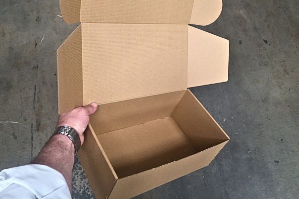 cajas para envíos 33x21,5x12,5 cm.