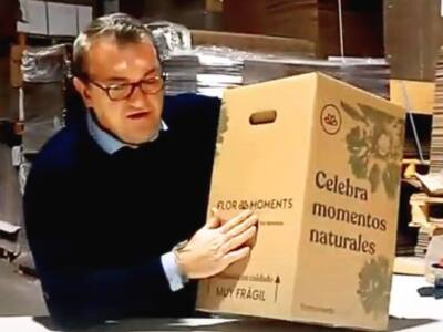 Cajas para Flores – ENVÍOS CORRECTOS –